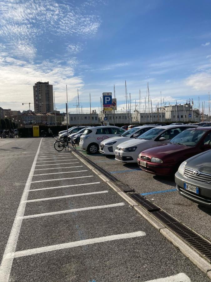 Apartmán Le Rive Del Revoltella Terst Exteriér fotografie
