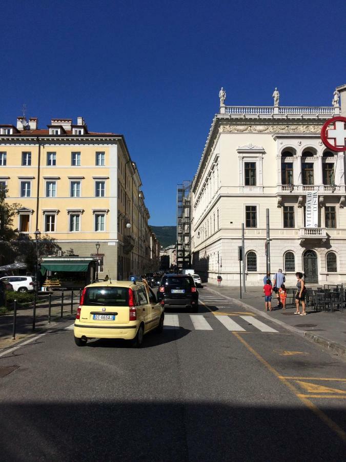 Apartmán Le Rive Del Revoltella Terst Exteriér fotografie