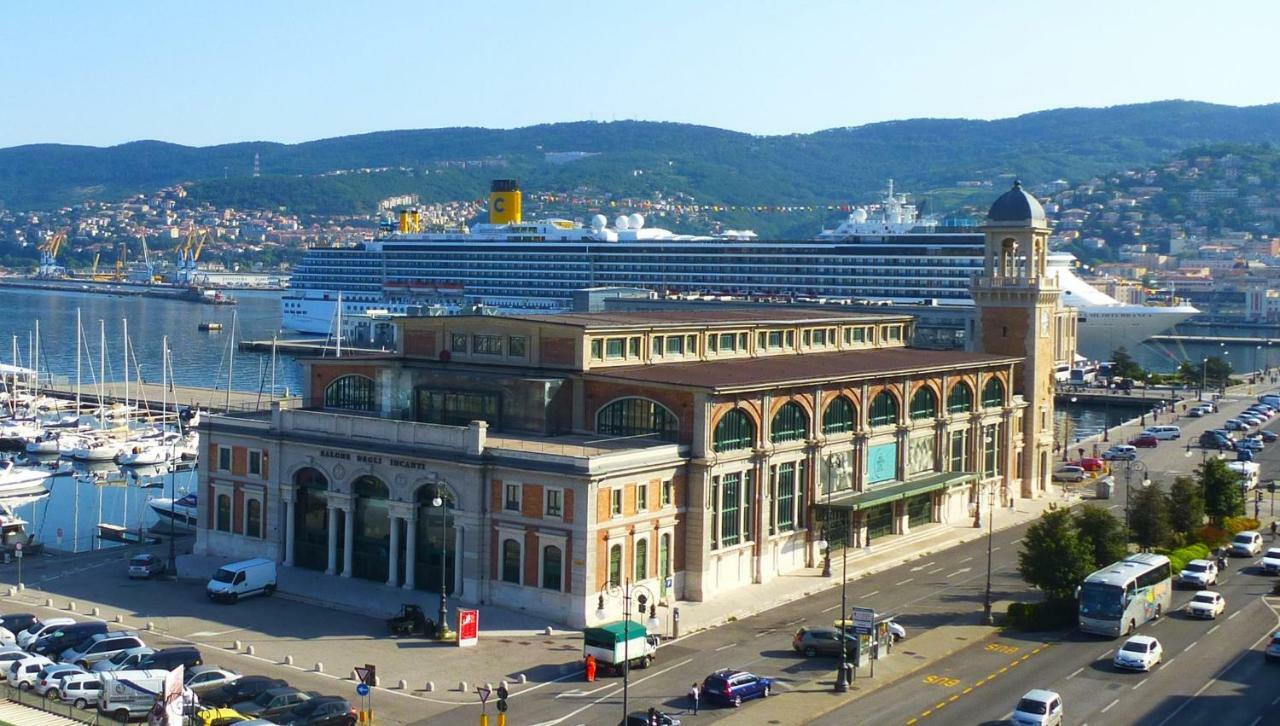 Apartmán Le Rive Del Revoltella Terst Exteriér fotografie